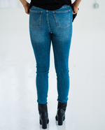 Load image into Gallery viewer, Magical Judy Blue Tummy Control Skinny Jeans
