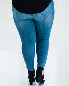 Magical Judy Blue Tummy Control Skinny Jeans