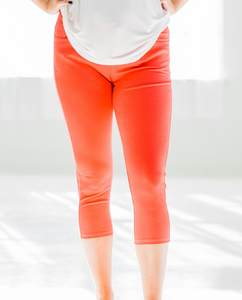 Quintessential Spring Jeggings in Coral