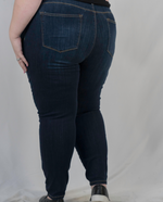 Load image into Gallery viewer, Judy Blue Skinny Pull-On Jeggings
